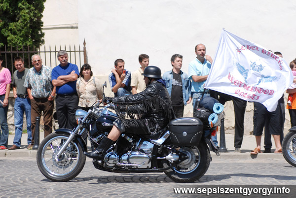 Nemzetközi motorostalálkozó Fortyogófürdőn