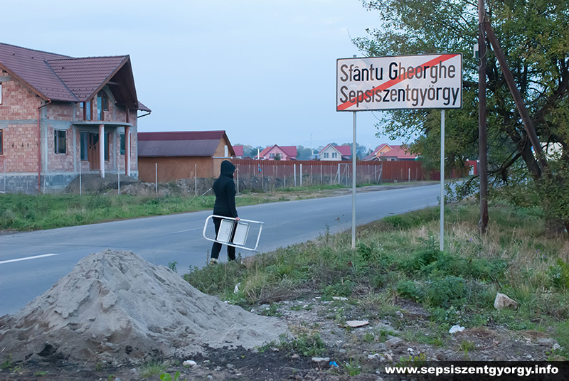 mt_gallery: eruptio kispal agnes evelin 01