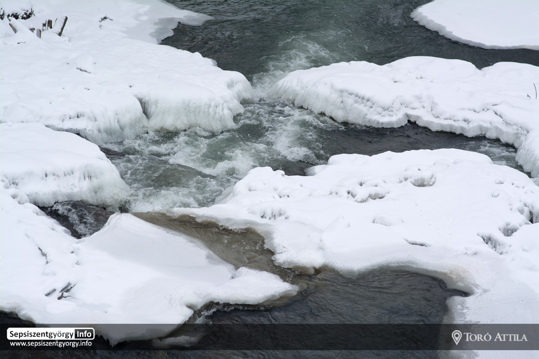 Rászorulóknak segít a Gyulafehérvári Caritas Családsegítő Szolgálat és Sepsiszentgyörgy Önkormányzata
