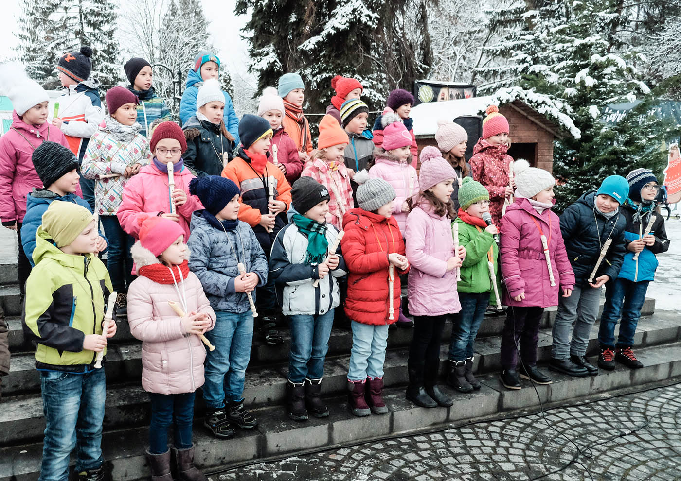Felhívás iskolák, óvodák, kórusok számára – Karácsonyi vásár Sepsiszentgyörgy Főterén