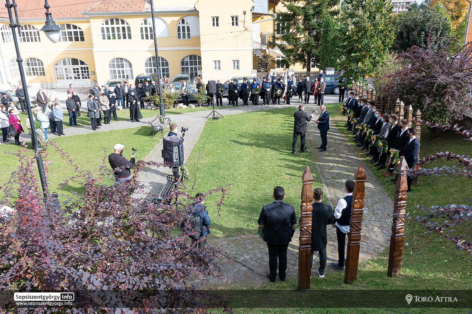 Október 6. –  Tisztelgés az aradi vértanúk előtt