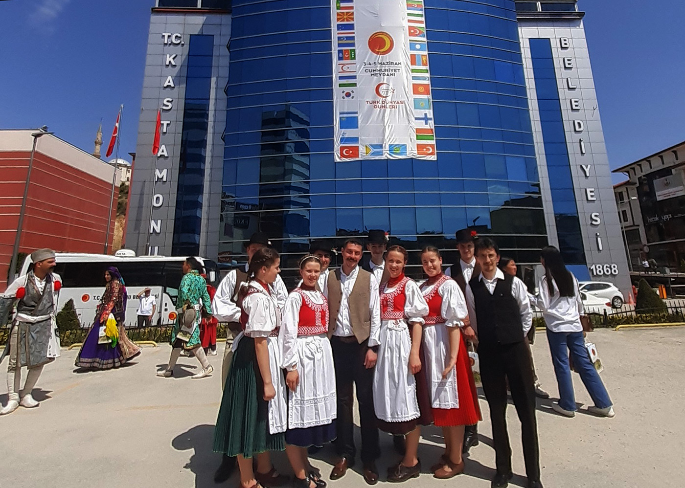 Székelyek a türk népek találkozóján