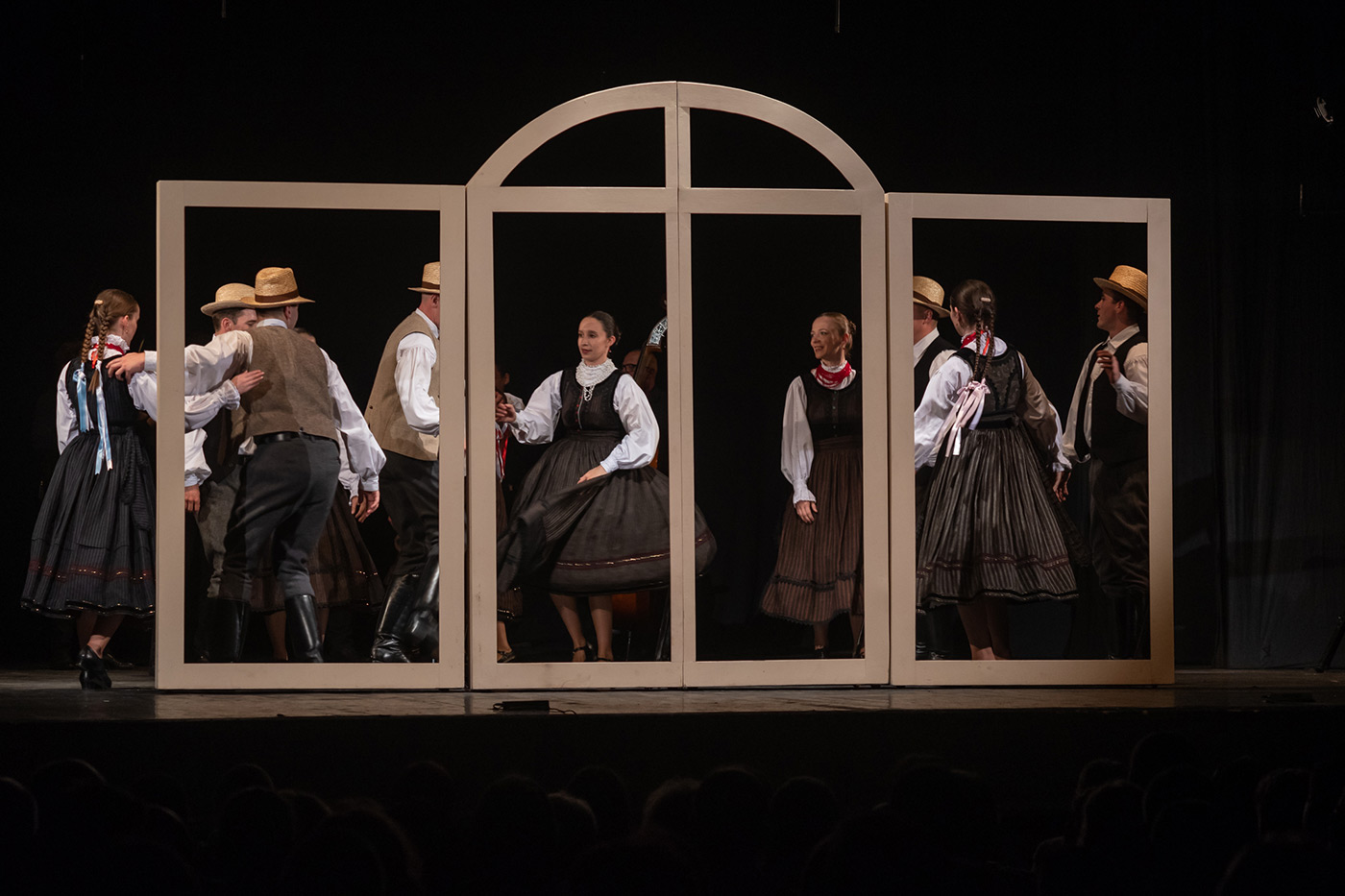 EHTET – Udvarhely Néptáncműhely